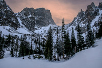 On the way to Emerald Lake