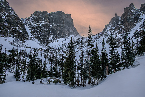 On the way to Emerald Lake